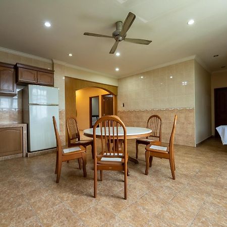 Mk Homestay Wakaf Che Yeh With Bathtub - Max 14 Pax Kota Bharu Esterno foto