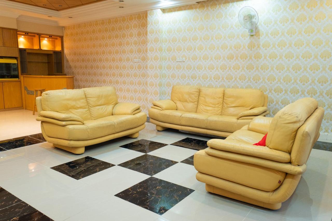 Mk Homestay Wakaf Che Yeh With Bathtub - Max 14 Pax Kota Bharu Esterno foto